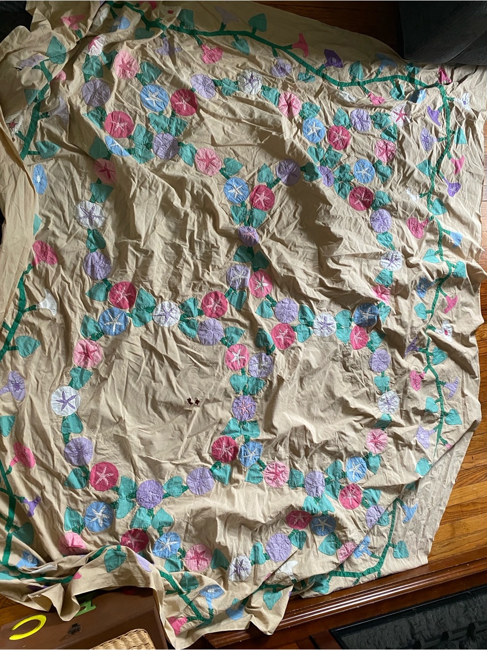Vintage Floral Appliqué unfinished quilt top  - Cream with Pink, Purple & Teal